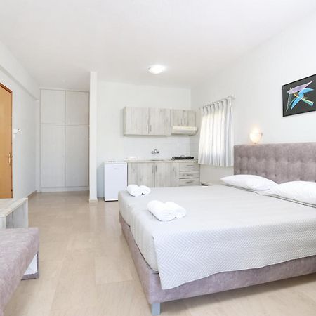 Ferienwohnung Vicky Chaniotis Exterior foto