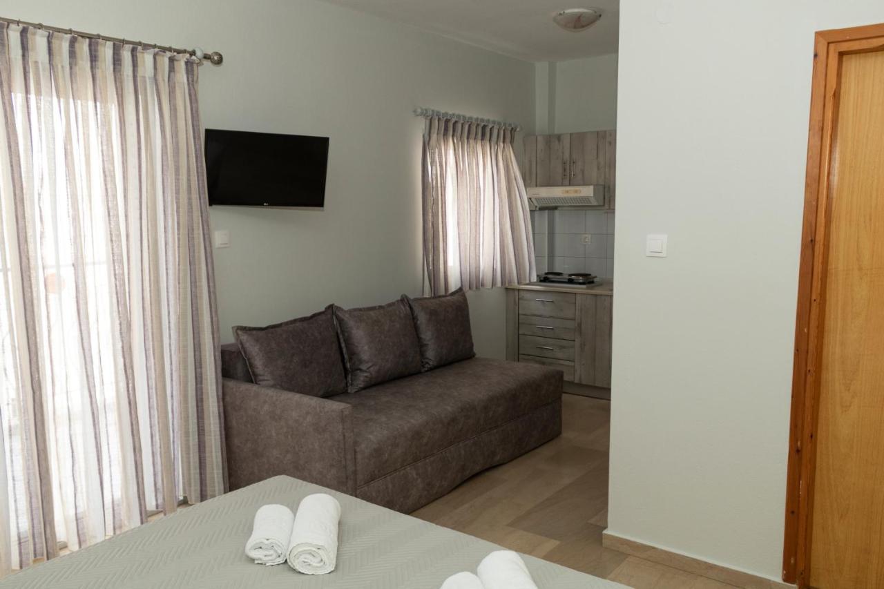 Ferienwohnung Vicky Chaniotis Exterior foto