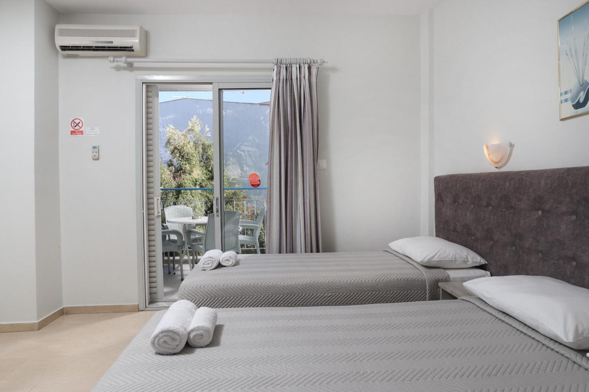 Ferienwohnung Vicky Chaniotis Exterior foto