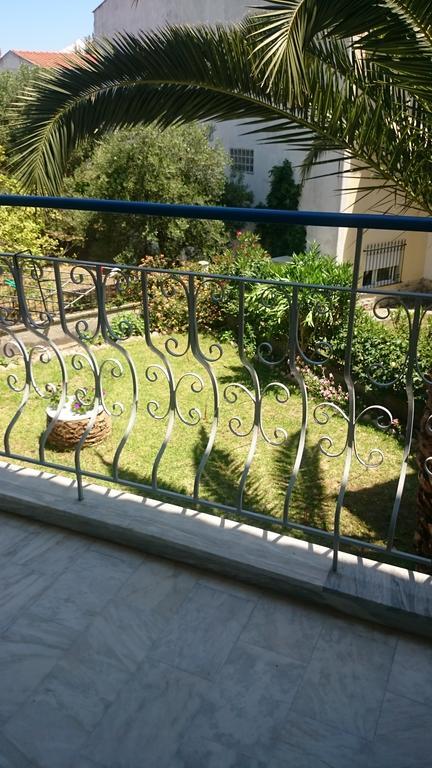 Ferienwohnung Vicky Chaniotis Exterior foto